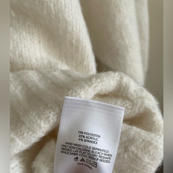 New! Express Turtleneck Sweater - Picture 3 of 3